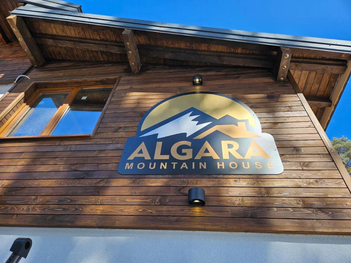 Algara Hut Hotel Panichishte Exterior photo