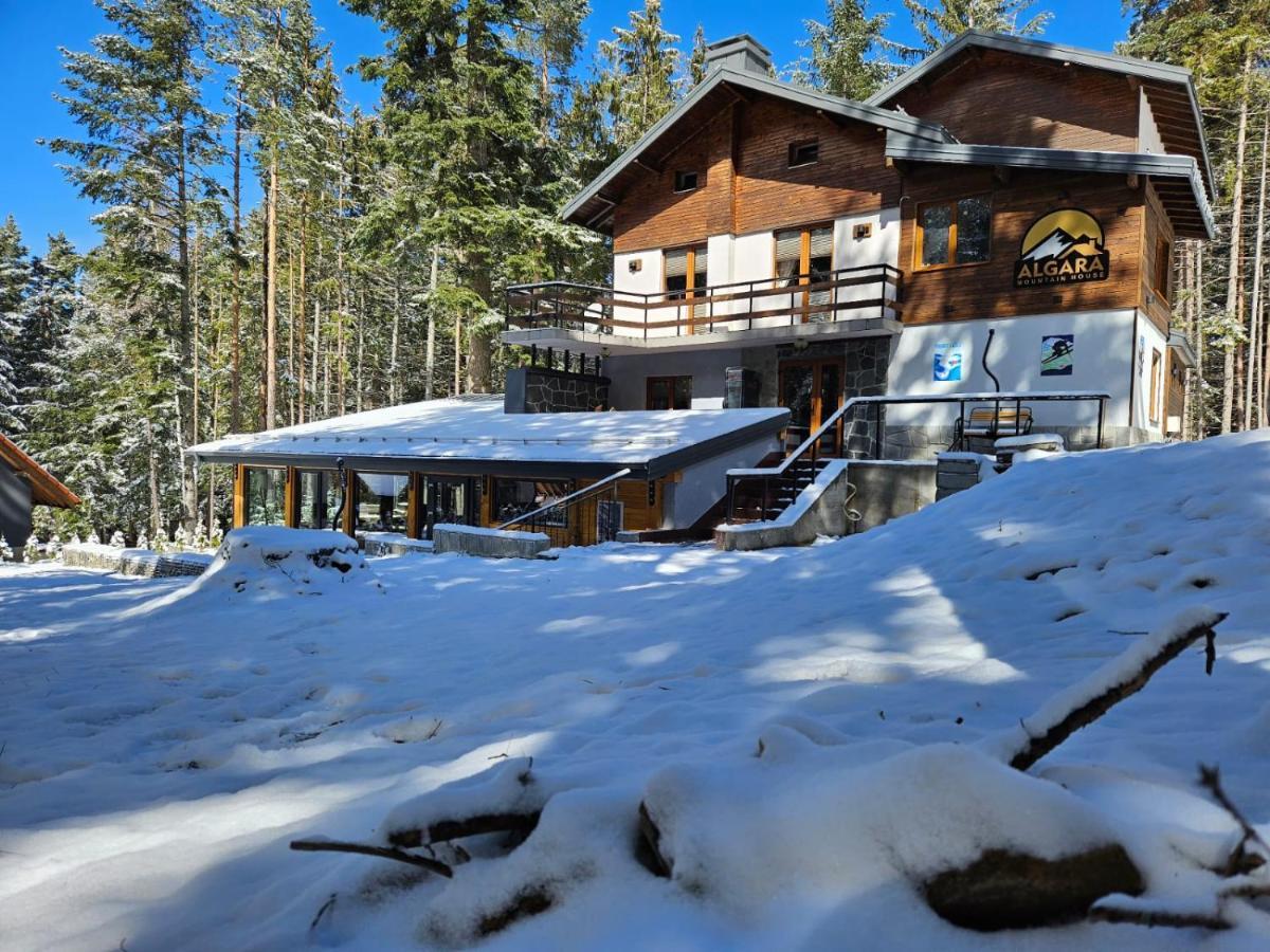 Algara Hut Hotel Panichishte Exterior photo